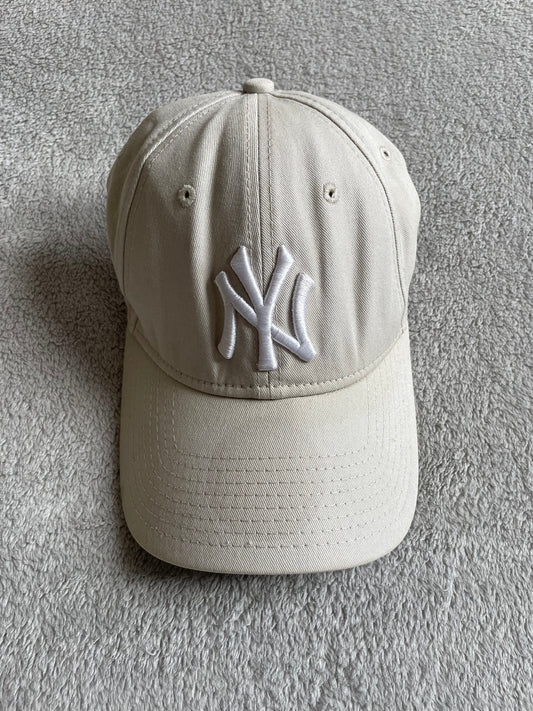 New York Yankees baseball hat